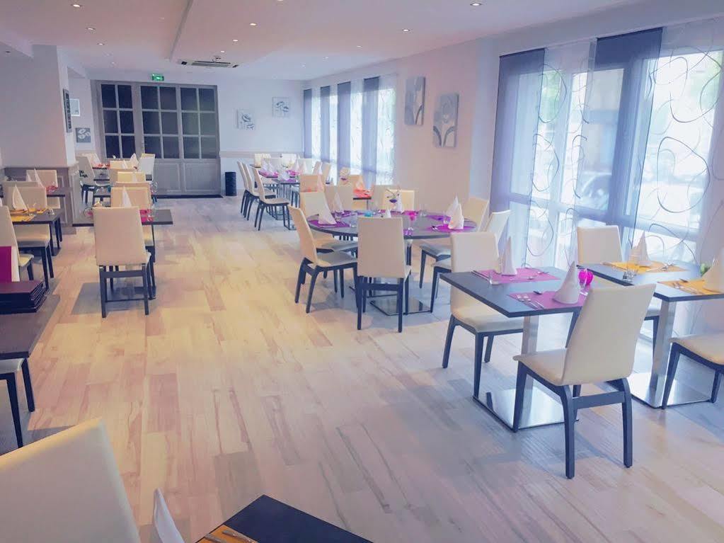 Hotel Restaurant L'Evidence Neufchâteau Dış mekan fotoğraf