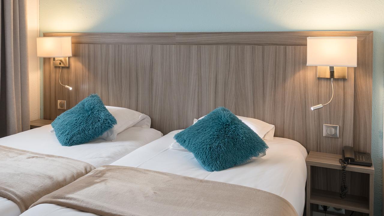 Hotel Restaurant L'Evidence Neufchâteau Dış mekan fotoğraf
